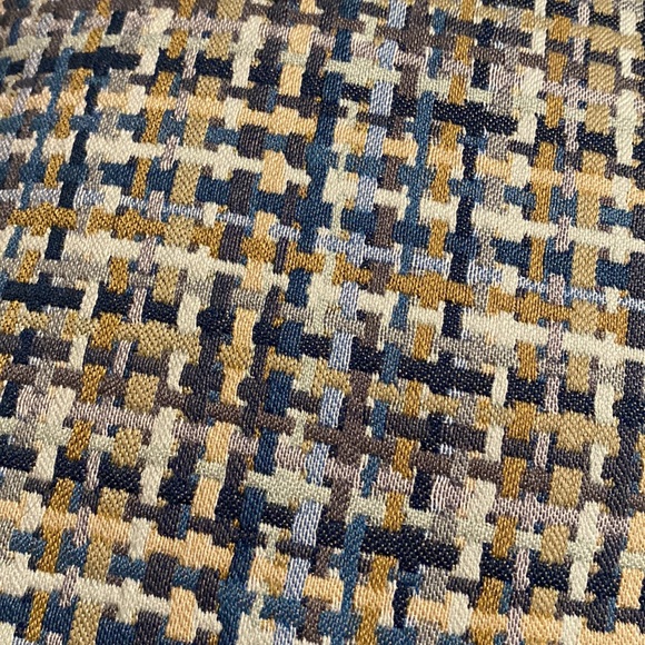 Couch pillows - Picture 3 of 3